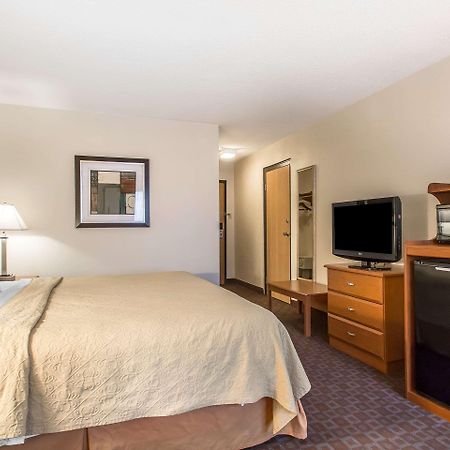 Quality Inn Morris I-80 Exteriör bild