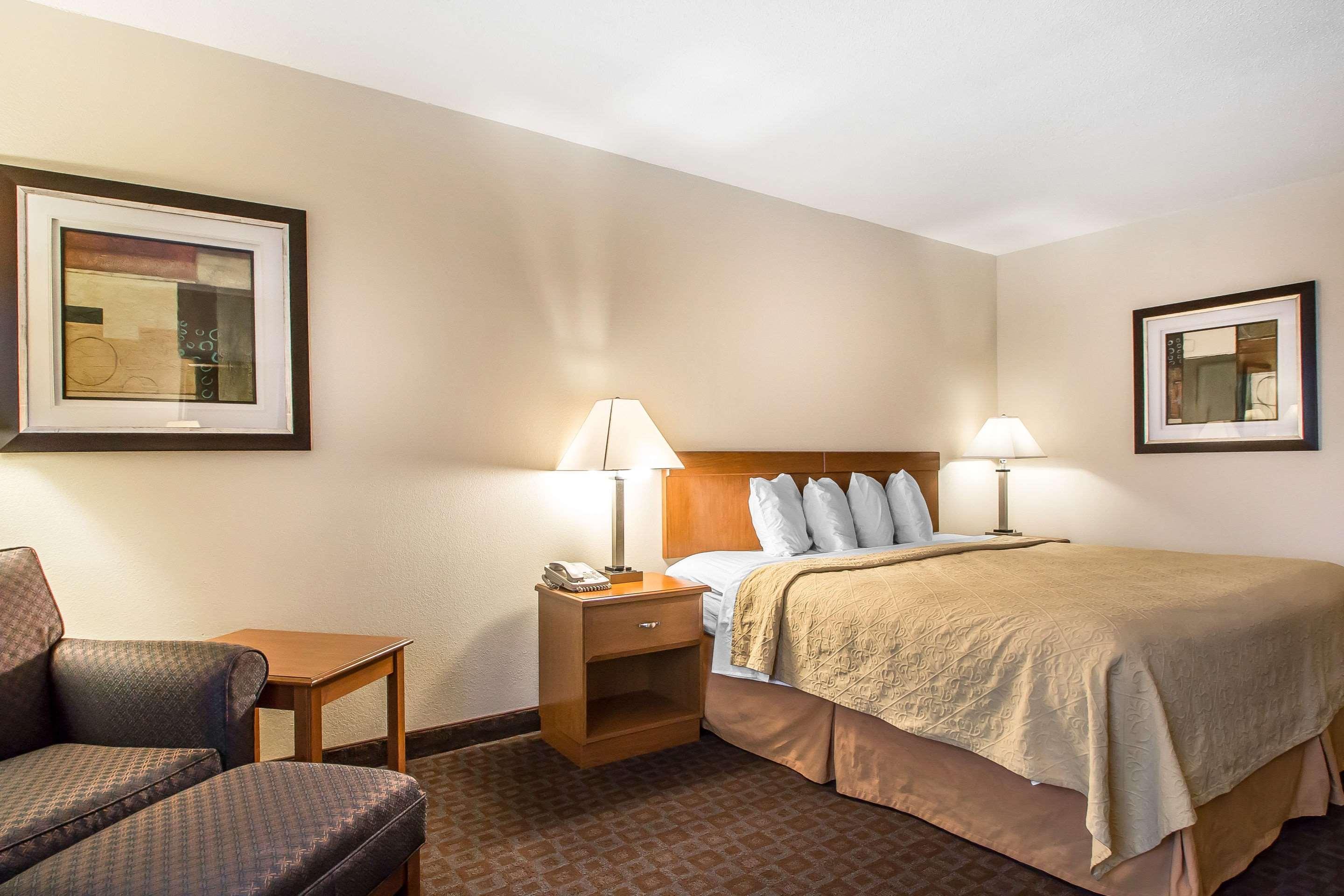Quality Inn Morris I-80 Exteriör bild