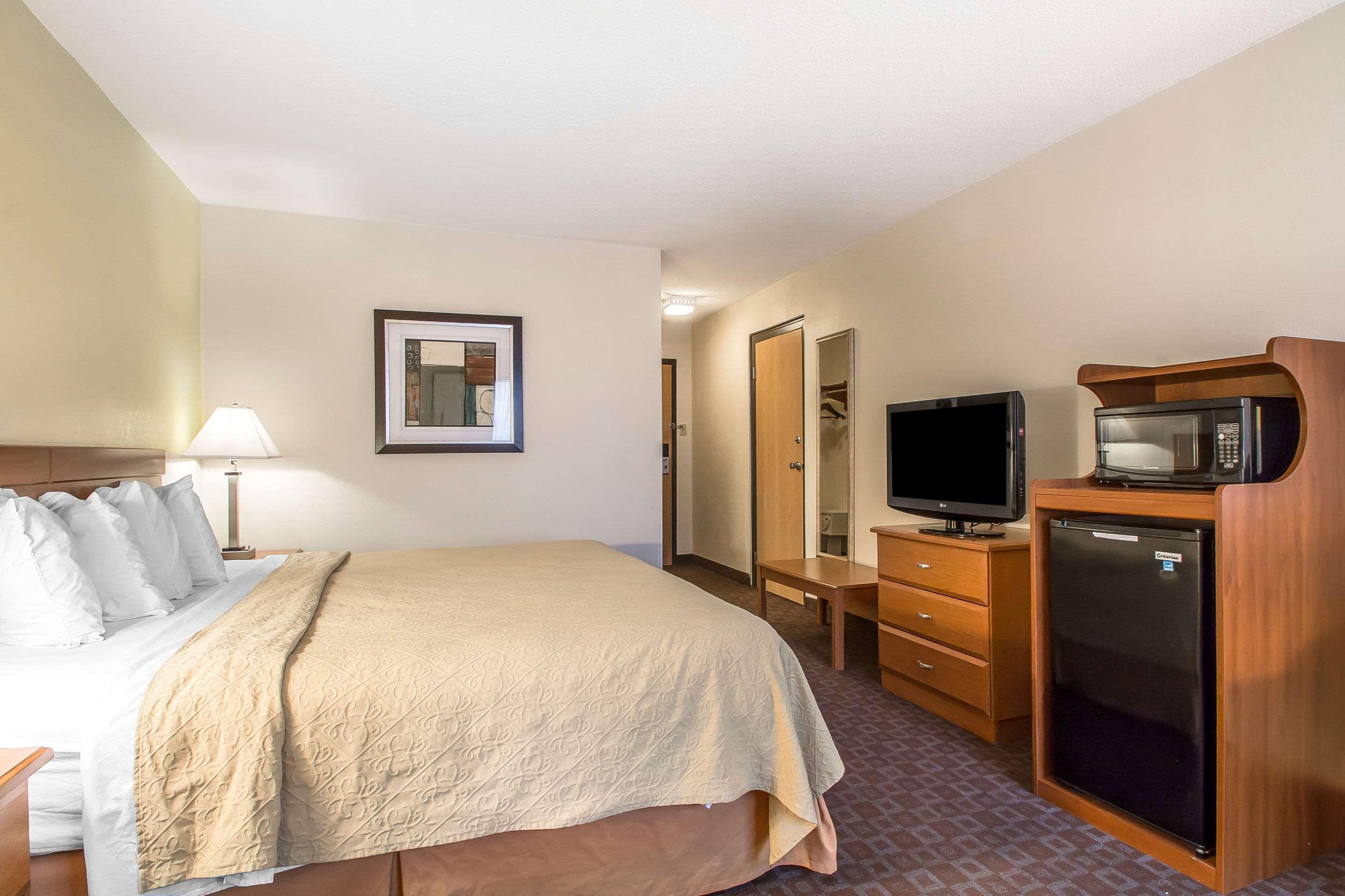 Quality Inn Morris I-80 Exteriör bild